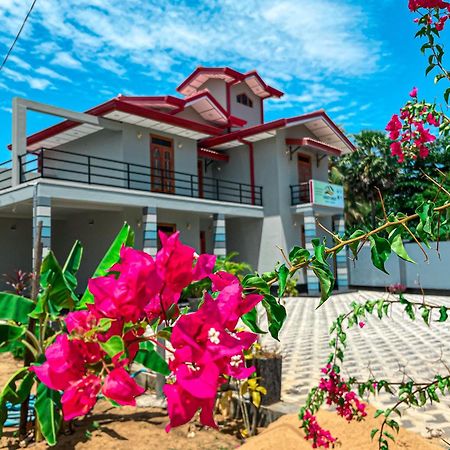 Sunset Chalet Mullaittivu Εξωτερικό φωτογραφία